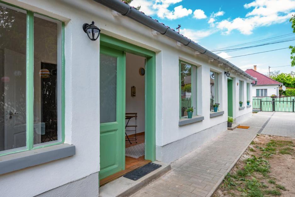 Dobó13 Apartamento Balatonboglár Exterior foto