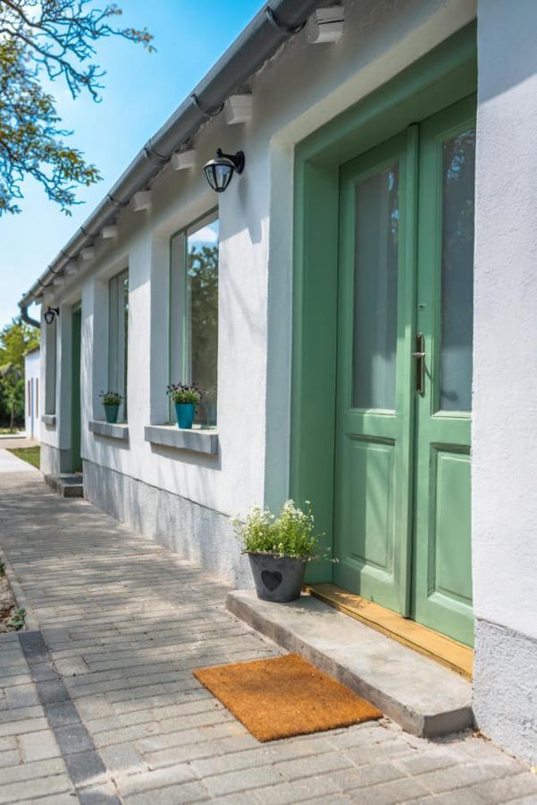 Dobó13 Apartamento Balatonboglár Exterior foto